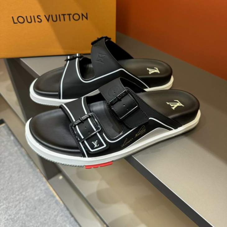 Picture of Louis Vuitton Slippers _SKULVsz38-45mnf05391288
